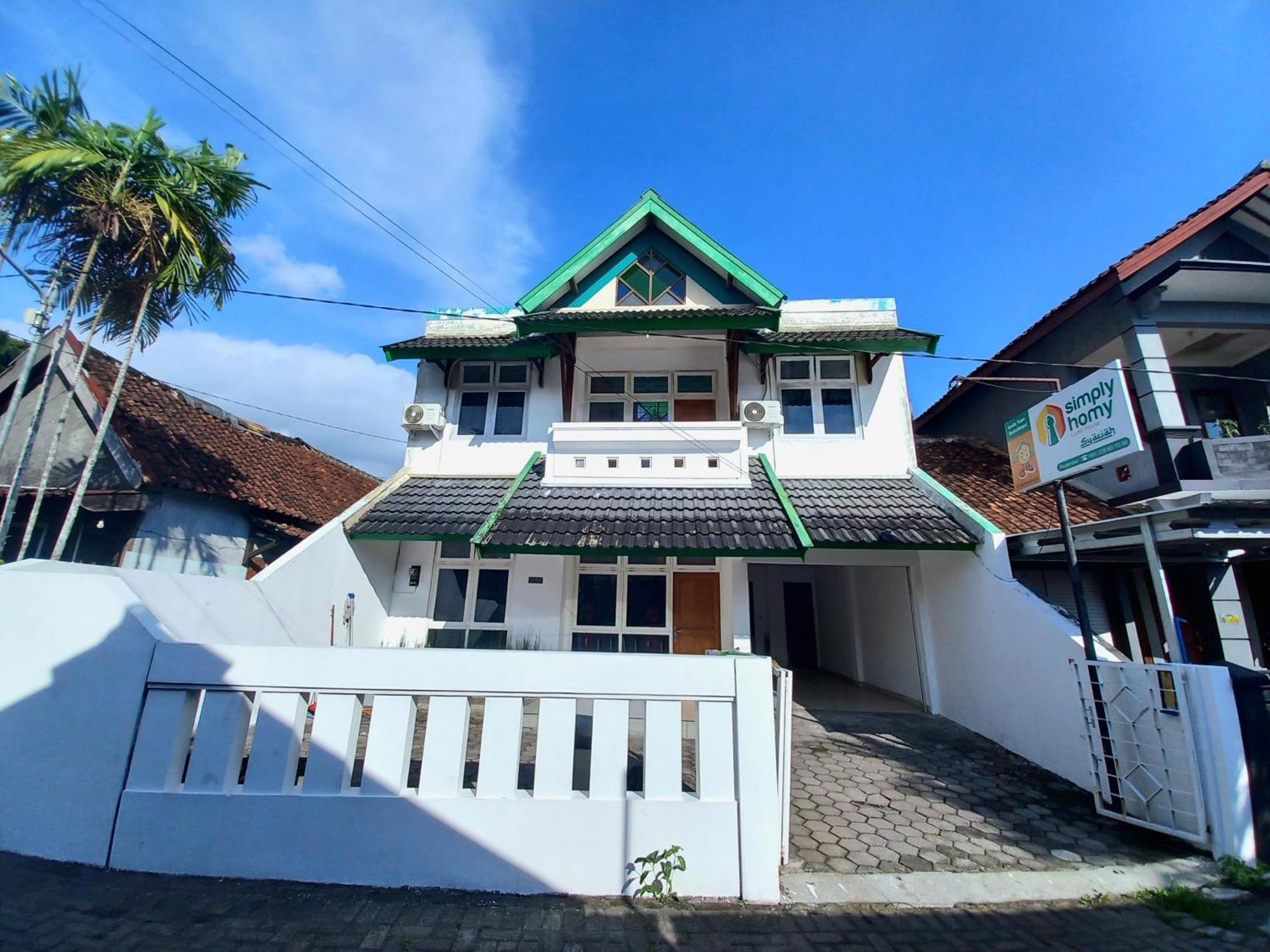 Homestay Jogja Dekat Gembiraloka By Simply Homy 요그야카르타 외부 사진