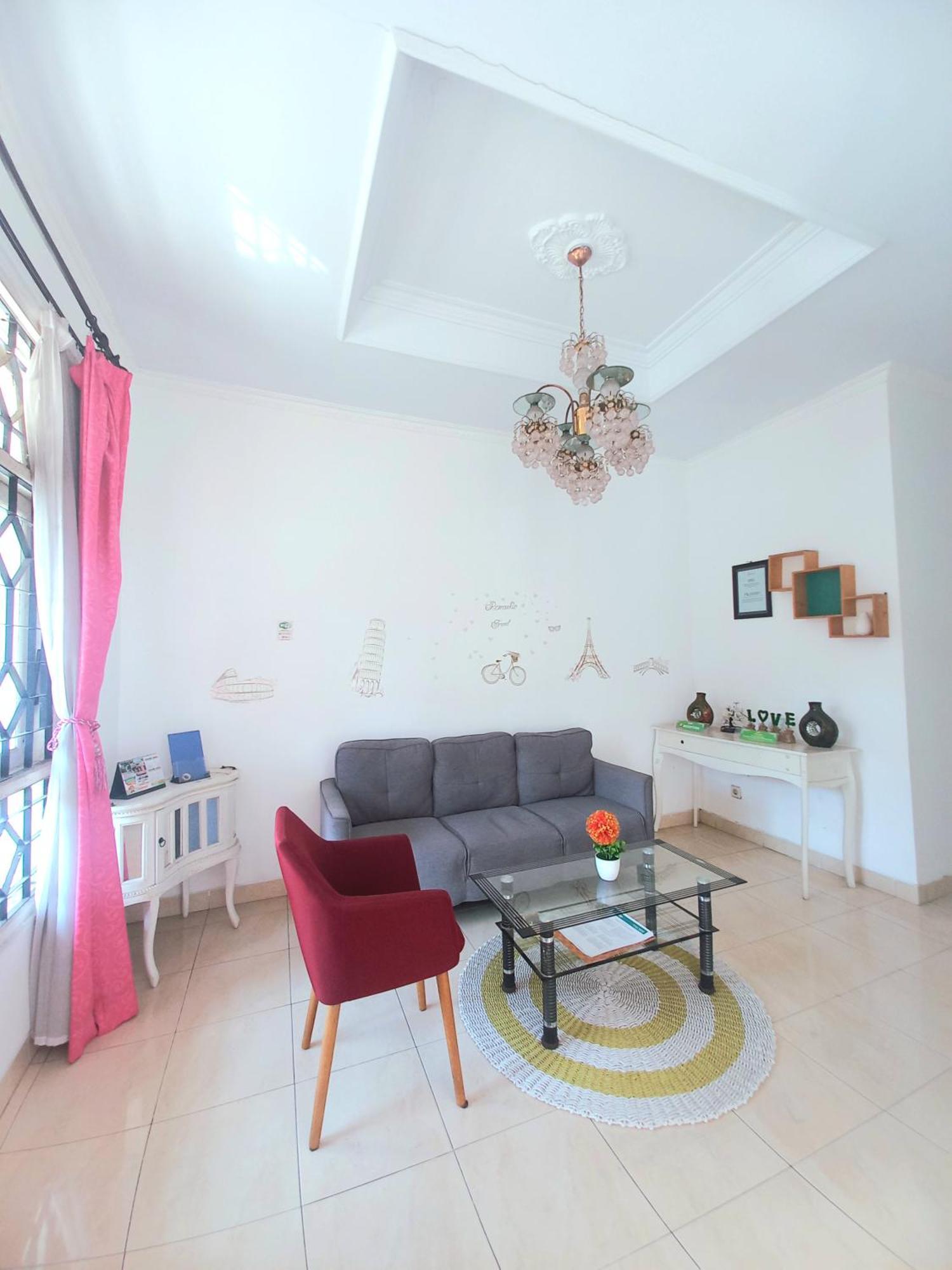 Homestay Jogja Dekat Gembiraloka By Simply Homy 요그야카르타 외부 사진